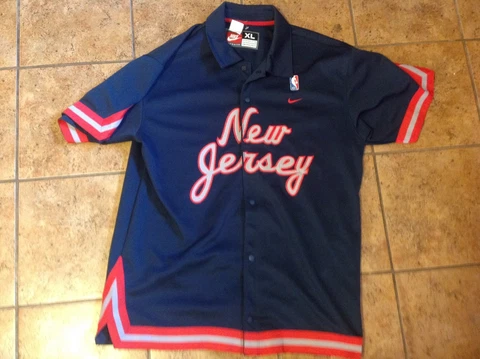 New Jersey Nets Adult XL Warm Up Jacket by Nike based on the one worn in 1977 Cover