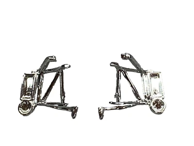 1/64 DCP PARTS CHROME KENWORTH W900L MIRRORS - Image 1 of 3