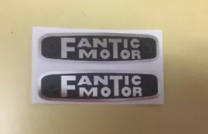 FANTIC MOTOR COPPIA ADESIVI, STICKERS PER PLACCHETTA SERBATOIO (10cm X 2,6cm) - Foto 1 di 1