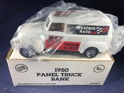 I1-46 ERTL BANCO FUNDIDO A PRESIÓN ESCALA 1:25 - Camión con paneles 1950 - Nuevo en caja - Western Auto 17 Foto 1 de 4