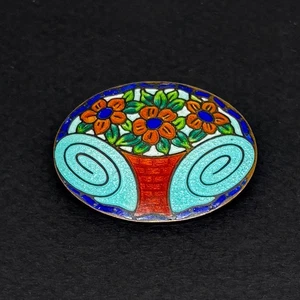 Antiguo broche checo JUGENDSTIL ESPIRALES Y CESTA DE FLORES Art Nouveau esmalte metal - Imagen 1 de 4