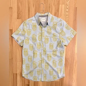 Sovereign Code Short Sleeve Button Up, Light Blue w/Yellow Green Pineapples, XL - Picture 1 of 5