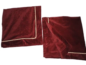 CROSCILL RENAISSANCE BURGUNDY VELVET DAMASK (2) EURO PILLOW SHAMS 26X26 - Picture 1 of 6