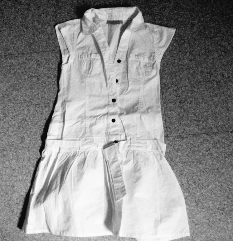 Taille 10 ans magnifique robe KIABI à manches courtes EXCELLENT ETAT - Photo 1/1