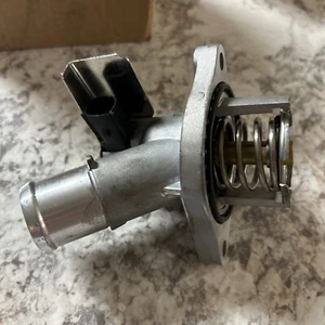 GM 13-22 ATS Cooling Radiator Components-Thermostat Hsng 25201448 - Picture 1 of 4