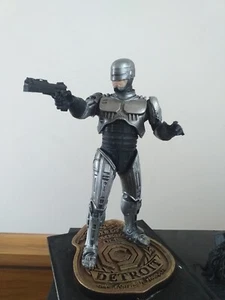 Statua in resina verniciata e stampata Robocop 8 OR 11,5 pollici - Foto 1 di 4