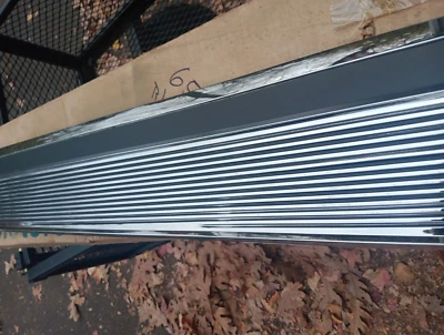 Новый из старых запасов 1965 OldsMobile Delta 88 задний нижний молдинг правый - Изображение 1 из 4