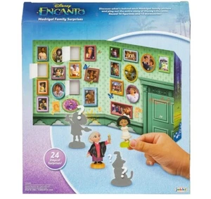 Disney Movie Encanto Madrigal Family Surprises Advent Calendar 27 Pieces NIB - Picture 1 of 7