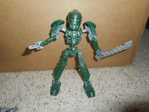 LEGO BIONICLE: Matau (8605) - Picture 1 of 2