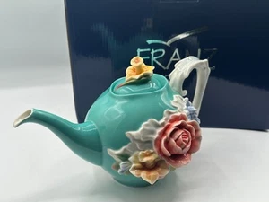 Tetera rosa jardín Versalles porcelana esculpida colección Franz #FZ02611 - Imagen 1 de 19