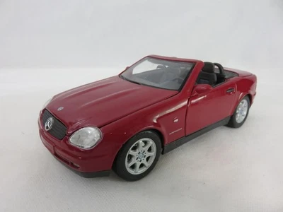 Maisto Rojo Brillante Convertible Mercedes Benz SLK 230 Escala 1:18 Foto 1 de 4