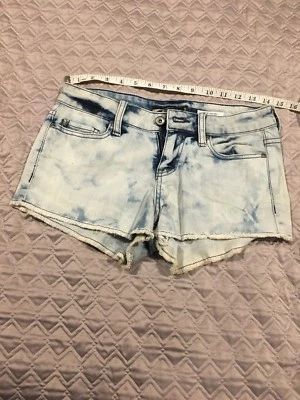 Pantalones Cortos LoveSick Juniors Talla 3 Blanco Azul Manchado Jean Corto Desgastado Calavera Foto 1 de 4
