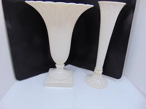 LENOX REGAL COLLECTION Fluted Pedestal Vase & Lenox Tivoli Fluted Porcelain vase - Picture 1 of 12