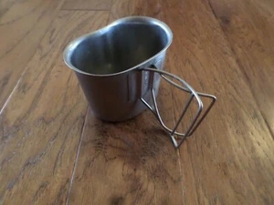 AUTHENTIC US Military METAL CANTEEN CUP 1 QT USGI HEAVY DUTY Wire Handle VGC - Picture 1 of 19