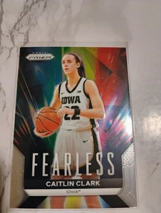 2024 Panini Prizm Caitlin Clark Fearless Prizm Caitlin Clark #F1 (RC) Mint  - Bild 1 von 2