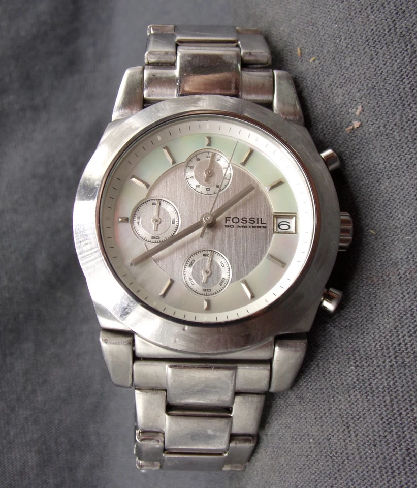 Women's FOSSIL Chronograph Watch CH-2524 w/ New Battery - Works Great! f71 - image 1 of 4