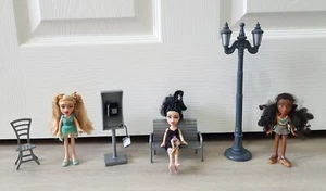 VINTAGE LIL' BRATZ PUPPE KONVOLUT - FASHION MALL / STRASSENLATERNE / BANK / TELEFON MGA - Bild 1 von 17