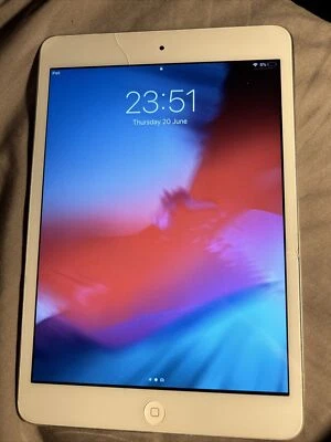 Apple iPad Mini 2 2nd -32GB- Silver (Wi-Fi Only) A1489 - Image 1 of 2