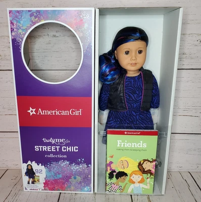 Libro de muñecas American Girl Street Chic #92 pelo azul púrpura retirado en caja original Truly Me Foto 1 de 4