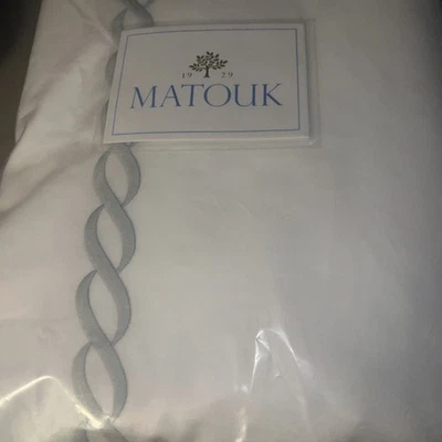 Matouk Queen Duvet Cover Classic Chain White Silver Cotton 350 tc New - Image 1 of 4