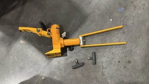 Bead Breaker 10,000 PSI Air Hydraulic Bead Breaker Portable Tire Tool Bead Break - Picture 1 of 12