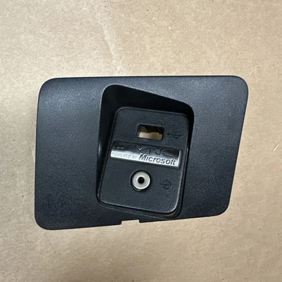 2008 - 2016 福特 F-250 F-350 Dash USB 和 AUX 端口线边框 SYNC 微软 — 第 1/4 张图片