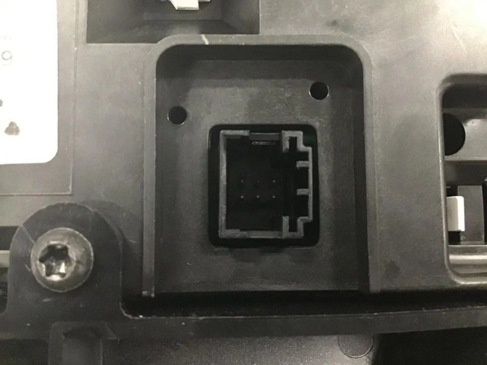 Speedometer Without Navigation Base MPH Silver Fits 11-16 COUNTRYMAN 464324 - Image 1 of 4