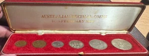 1966 FIRST DECIMAL SET IN RED CASE AND NICE UNC COINS SCARCE SET IN RED CASE - Bild 1 von 4
