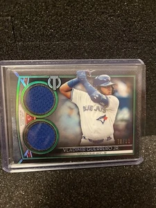 2020 topps Tribute Dual Patch Vladimir Guerrero jr #70/99 - Bild 1 von 6