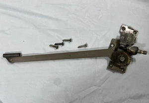 Andersen Casement Window- Replacement Operator - Left - 9 3/8" - # 1361308 - Picture 1 of 9