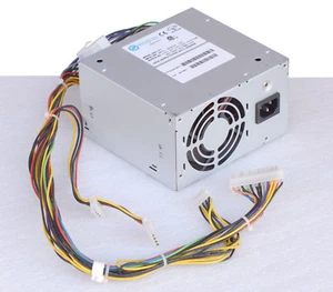 ATX NETZTEIL 200W FÜR PC UND SERVER 24-PIN 8-PIN ANSCHLÜSSE MAGNETEK 3D81-24-1 - Bild 1 von 1