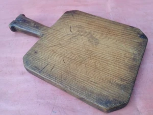 VINTAGE WOODEN CUTTING BOARD – RUSTIC KITCHEN DECOR COLLECTOR’s ITEM HANDMADE - Picture 1 of 24
