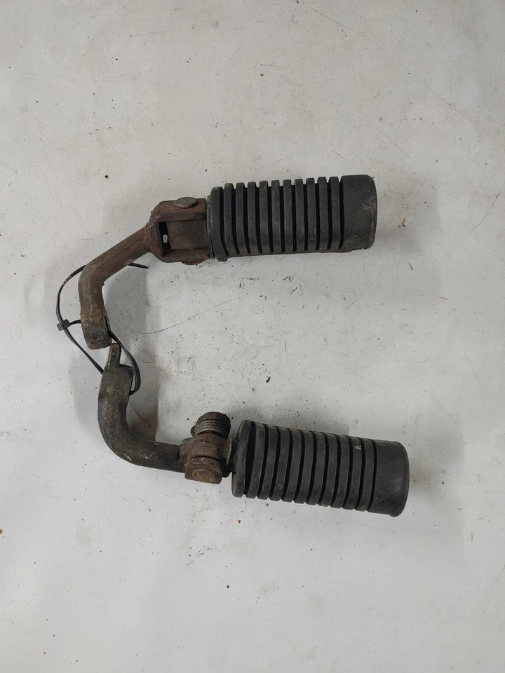 Juego de estriberas delanteras izquierda derecha personalizadas Honda CB650C 1980-1981 Foto 1 de 4