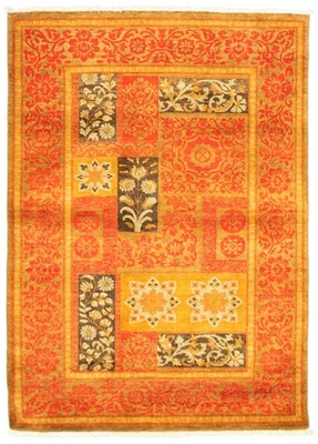 Traditional Hand-Knotted Geometric Area Rug 4'3" x 5'10" Oriental Wool Carpet - Image 1 of 4