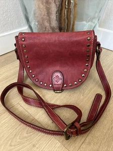 Patricia Nash Purse Crossbody Red  Leather Saddle Shoulder Bag Studded Boho - Picture 1 of 15