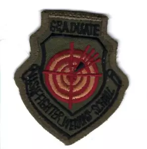 PATCH USAF WAFFEN SCHULABSOLVENT SUBD NELLIS AFB B9-13 - Bild 1 von 1