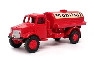 B&B Models 1/60 Scale No.19B/1 - Bedford OY 350 Gallon Petrol Tanker - Mobiloil - Picture 1 of 5