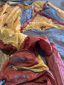 Tienda Marmot Thor 3P 4 estaciones con postes, estacas y bolsa de almacenamiento. Mosca sin lluvia - Imagen 1 de 6
