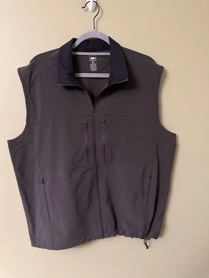 REI Co-op Endeavor Vest Men’s XL Tech Pockets Gray Black Collar Soft Shell - Image 1 of 4
