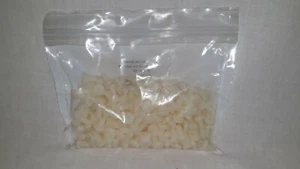 Flachkopfschraube mit Schlitz DIN 85 Kunststoff Polyamid PA M 6 x 10 - 200 Stück - Bild 1 von 2