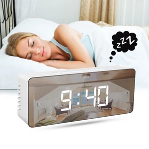 LED Spiegel Wecker Digital Alarmwecker Funk Uhr Schlummerfunktion Tischuhr DE - Bild 1 von 9