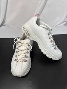 skechers ee width