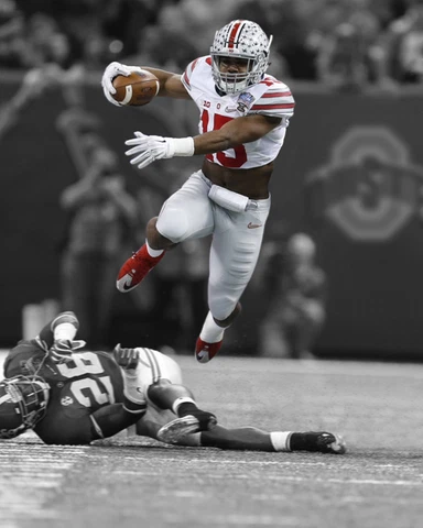 Ohio State Buckeyes EZEKIEL ELLIOTT Glossy 8x10 Photo Spotlight Print Poster Cover