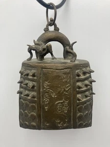 Dragón colgante campana de dragón ceremonial arcaico de bronce chino 17C - Imagen 1 de 17