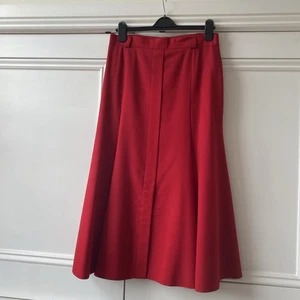 Basler Skirt Red Smart Pure Wool Belt Hooks Lined Zip Button Pleats Size 14/42 - Picture 1 of 16