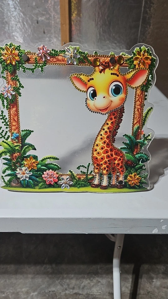 Moldura para foto girafa 2D chá de bebê, revelação de gênero ou para um presente de aniversário. - Imagem 1 de 1