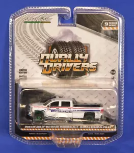 GREENLIGHT DUALLY DRIVERS SERIES 9 2018 CHEVROLET SILVERADO 3500HD POLICE CHASE - Picture 1 of 5