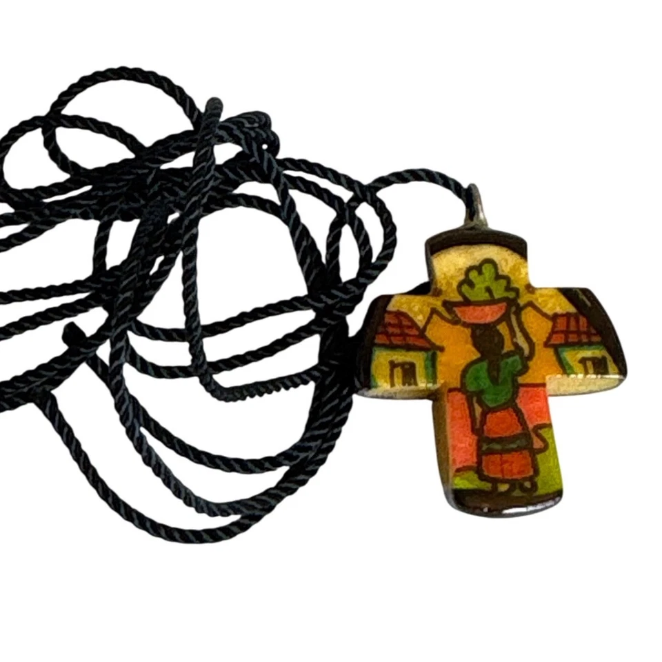 Hand-Painted Folk Art Cross Necklace with String Cord Religious Art Pendant - Imagem 1 de 1