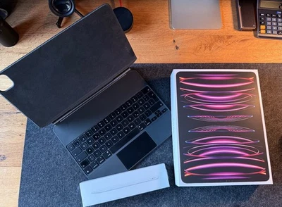 Apple iPadPro 6 gen. 12.9'' 512GB  WiFi  5G  space grey+ Magic Keyboard + Pencil - Bild 1 von 4