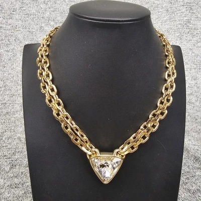 Collar Swarovski Tono Oro Doble Cadena Triángulo Cristal Colgante Marca Cisne Foto 1 de 4